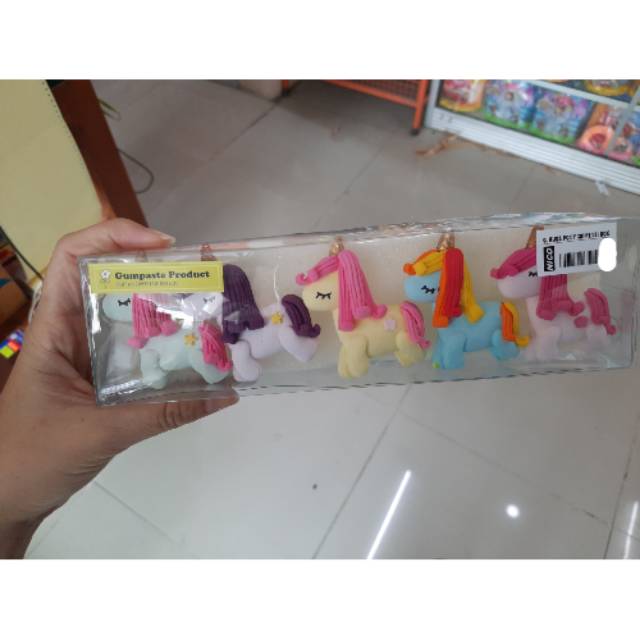 

Gumpaste kuda ponny 3D