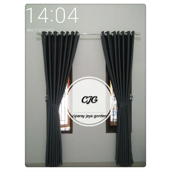 Gorden Polos Pintu Jendela Kamar