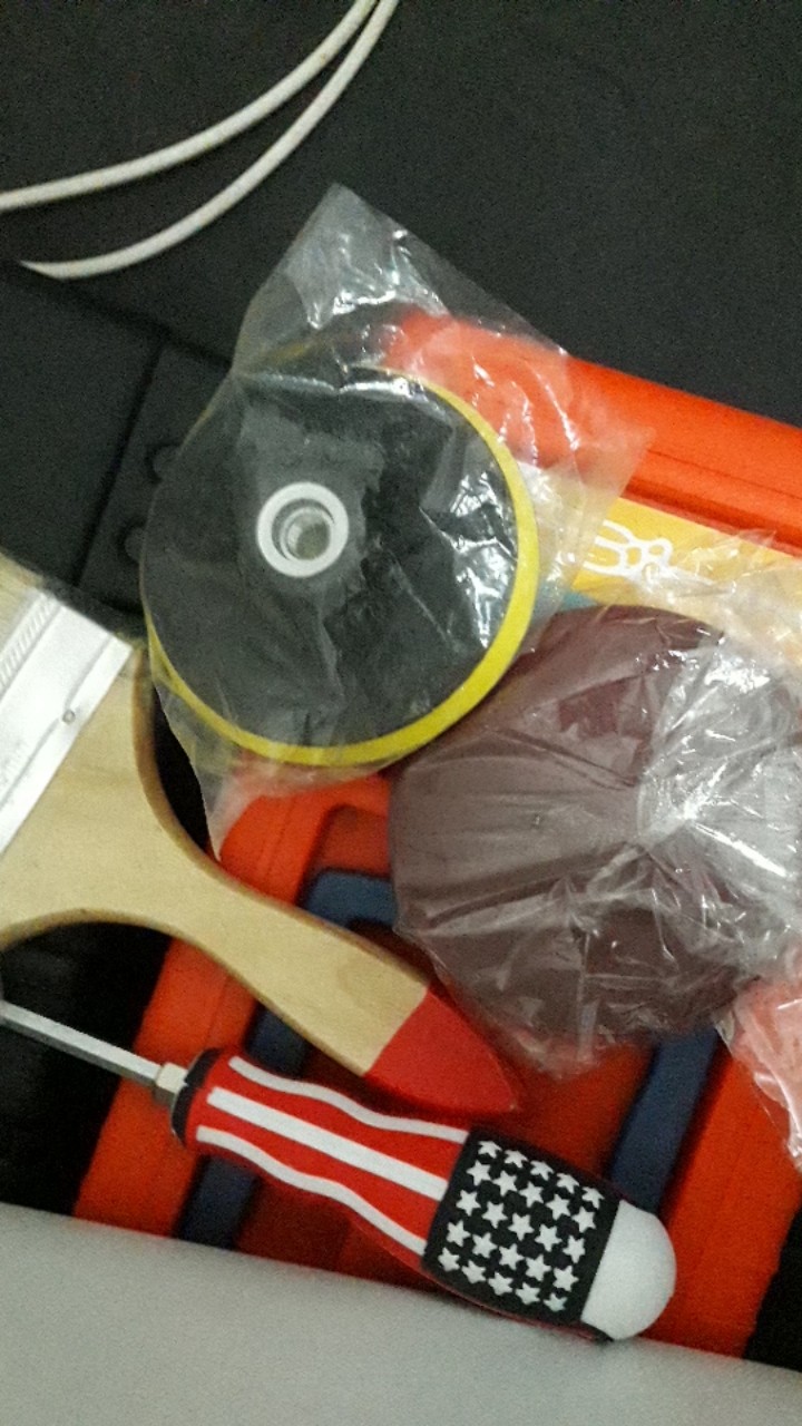 Amplas Bulat Velcro Tempel Gerinda 4 Inch. 100mm Sandpaper / Abrasive Paper /ampelas /kertas Gosok