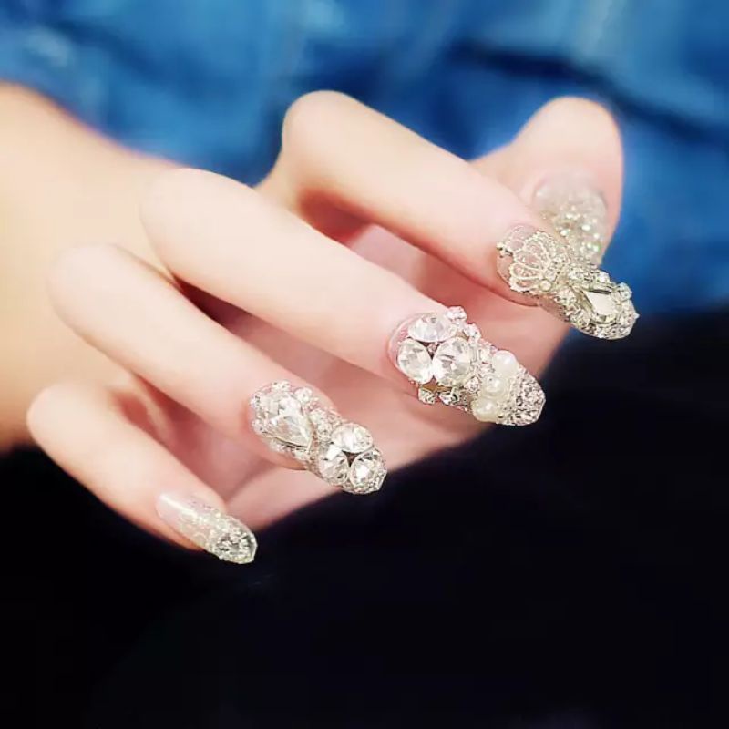 Luxury new Fake nails wedding rhinestone