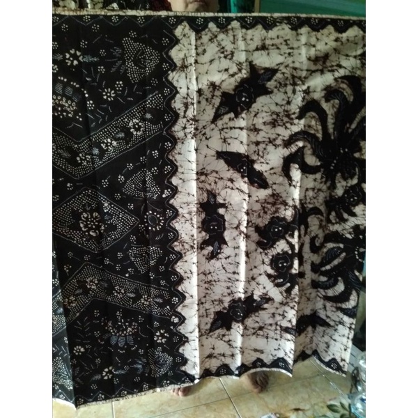 Sarung Batik Tulis Bakaran Motif / Kain Batik