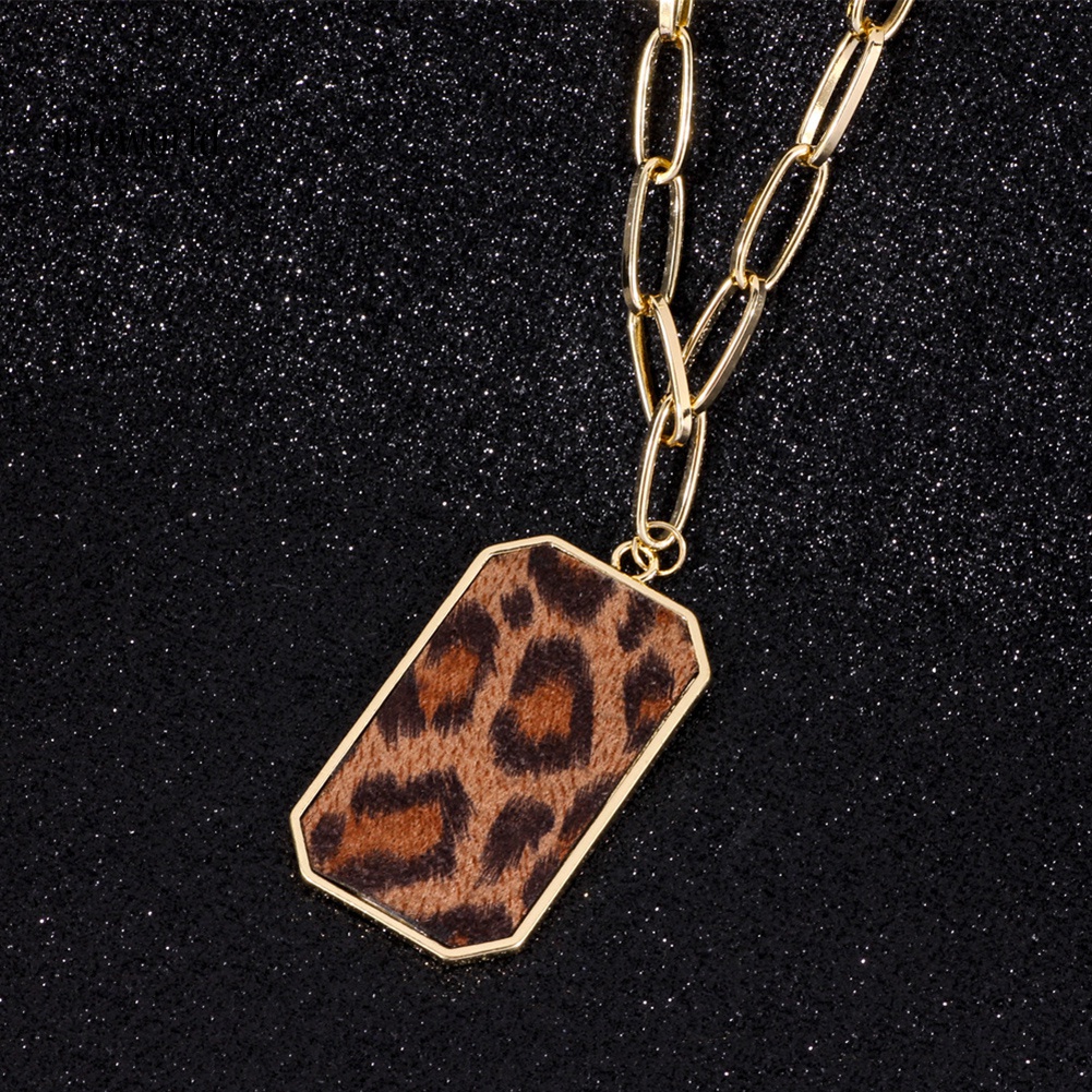 Kalung Rantai Panjang Liontin Persegi Motif Print Leopard Untuk Wanita