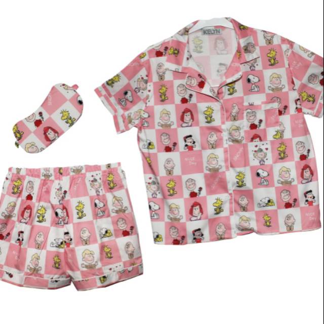 Piyama organic sutra motif snoopy kotak kotak celana pendek