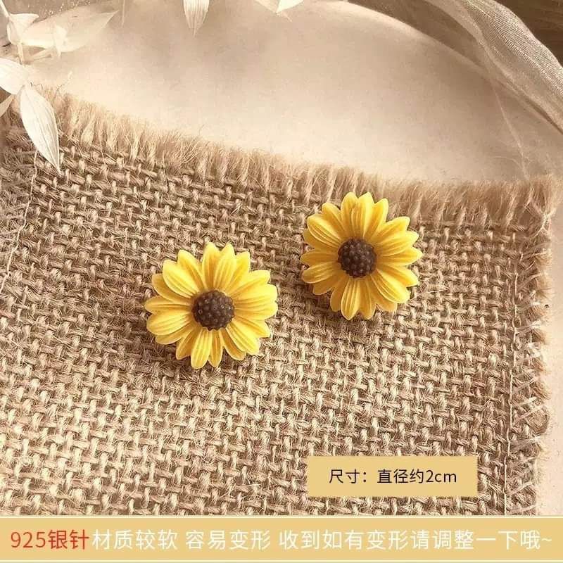 Anting bunga matari