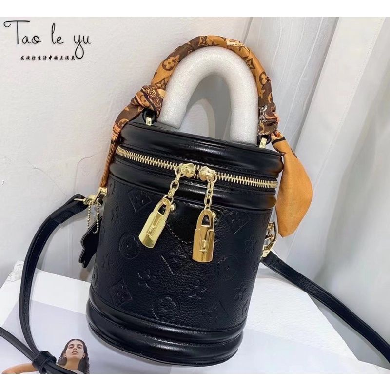 Tas LV tabung_Import