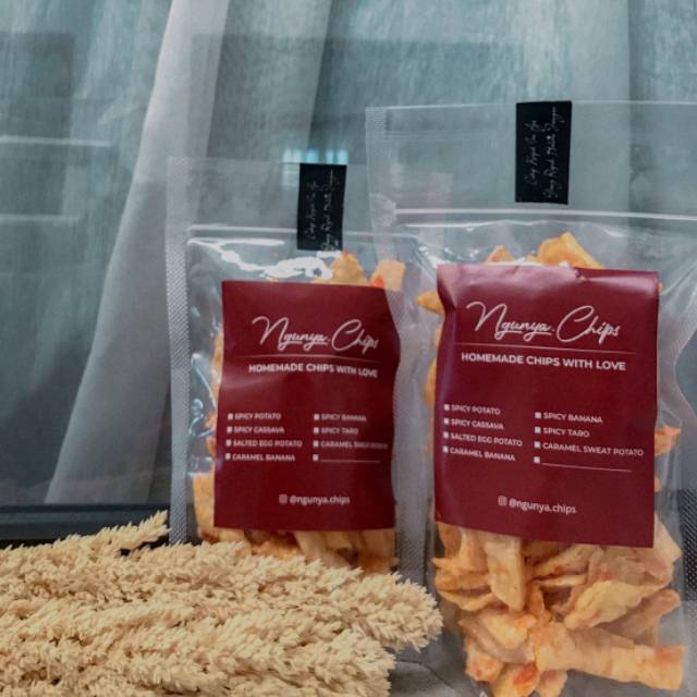 

Spicy cassava (keripik singkong balado)