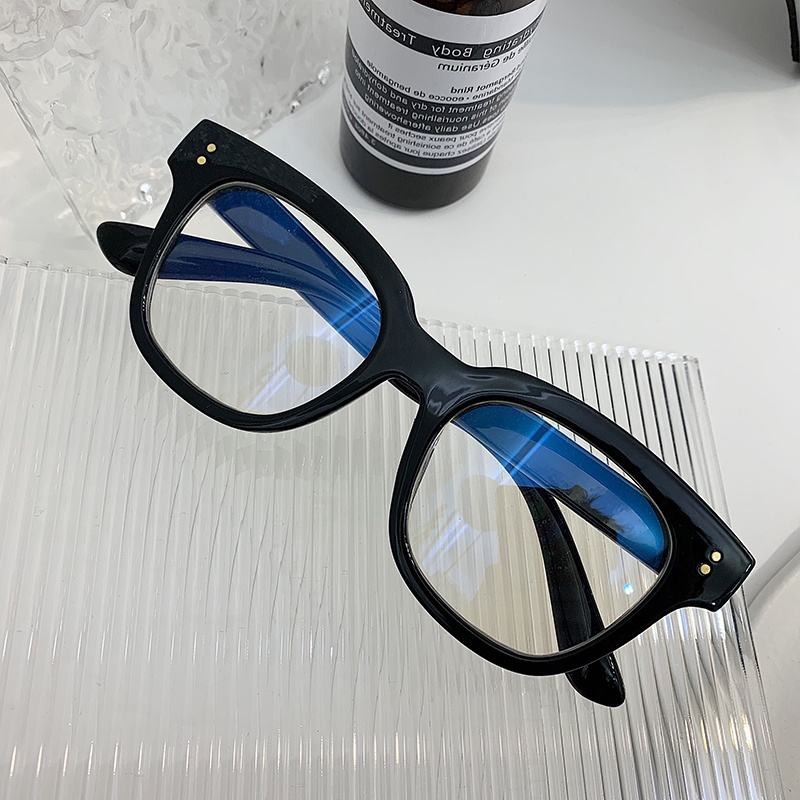 Kacamata Wanita Model Korea Retro Slim Frame Tebal Warna Hitam