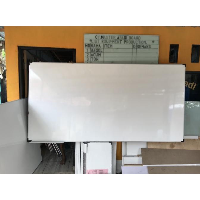 

whiteboard gantung 120x240
