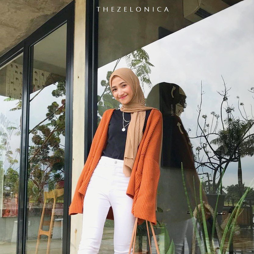 CHENA THEZELONICA OVER SIZE CARDIGAN RAJUT CHENA PREMIUM CARDIGAN RAJUT LEMBUT