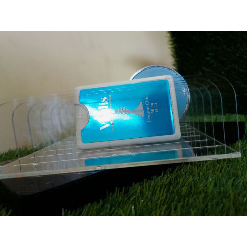 Rak akrilik kosmetik grid 7 tempat penyimpanan make up