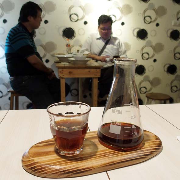 Server Lab 250 Gelas Saji Duralex 13CL Telenan OVal | Duralex 13CL Botol Lab