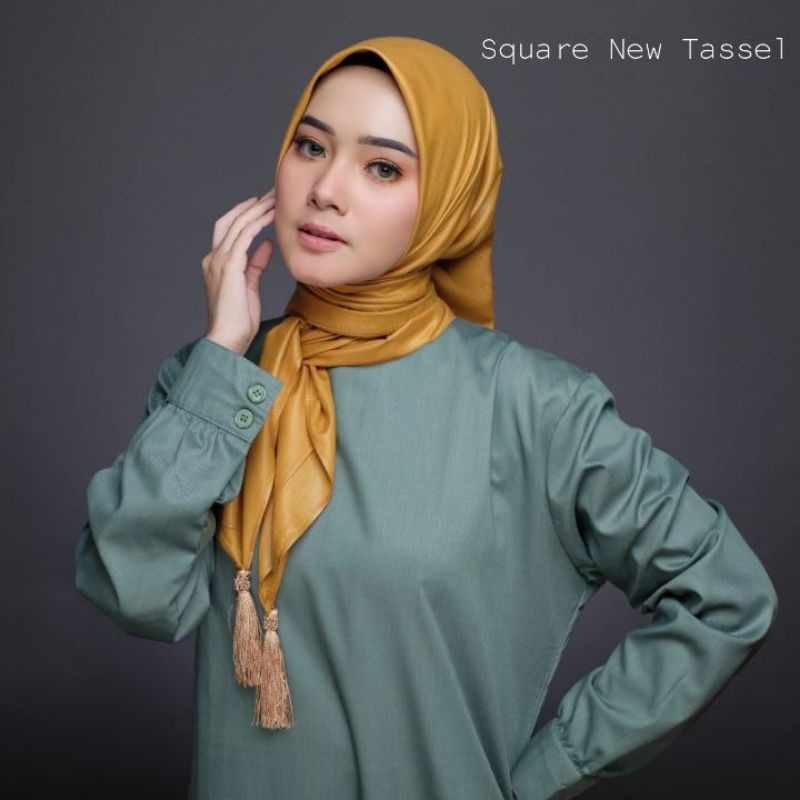 Square New Tassel by ALISHA