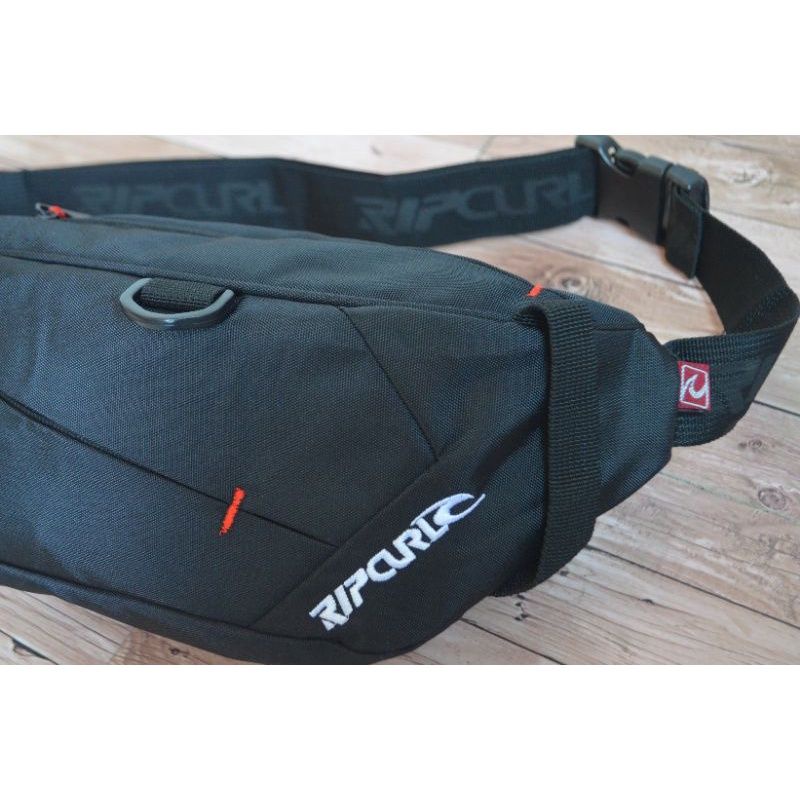 TAS RIPCURL TAS SELEMPANG RIPCURL WAISTBAG RIPCURL LOGO BESI