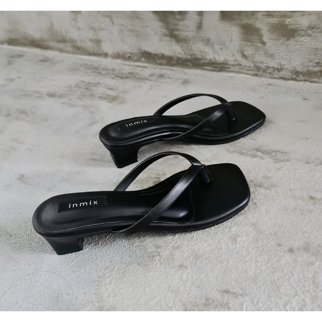 inmix - LYDIA - Premium Imported Material Sandal Jepit Hak 4cm - inmix Rubber Outsole-Black