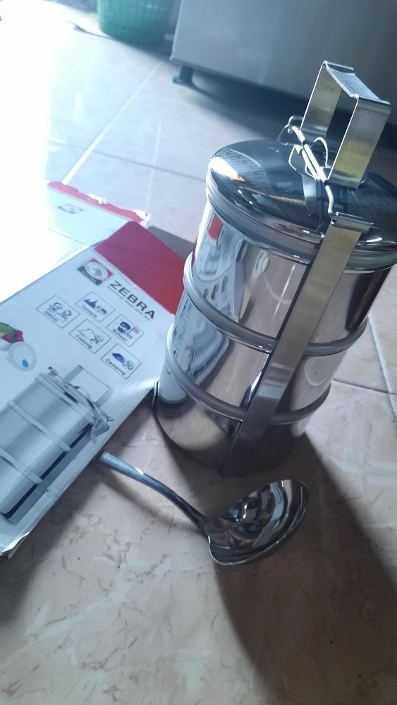 Rantang Susun, Food Carrier Air Tight Smart Lock D12x3 Zebra