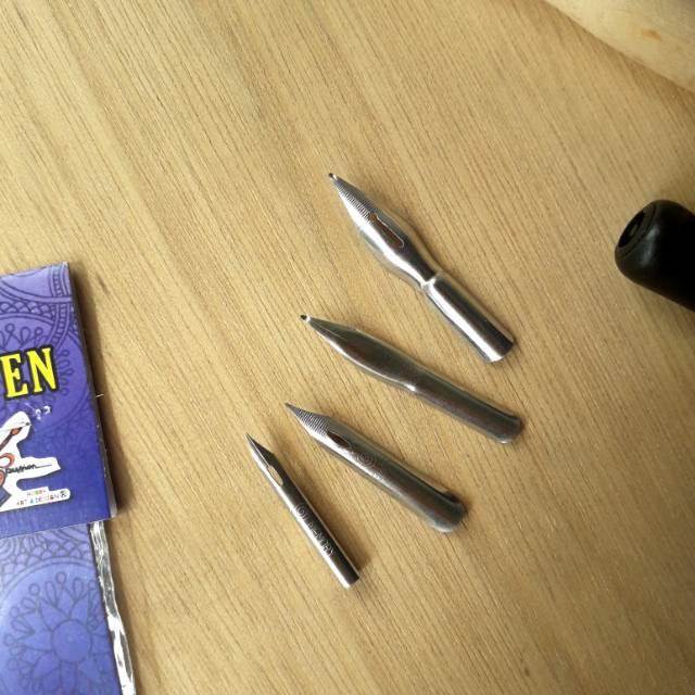 

XPRESSION MATA COMIC PEN 1 SET ISI 4PCS