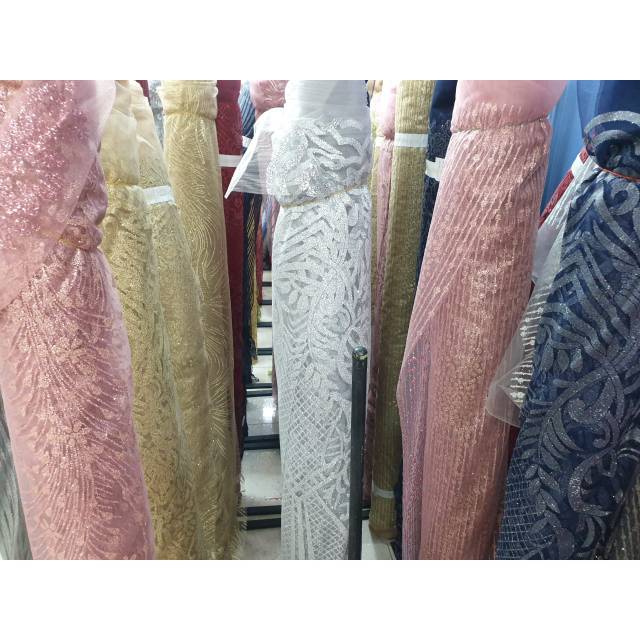 Kain Tille Tulle Candy Crush Motif Acak Banyak Warna