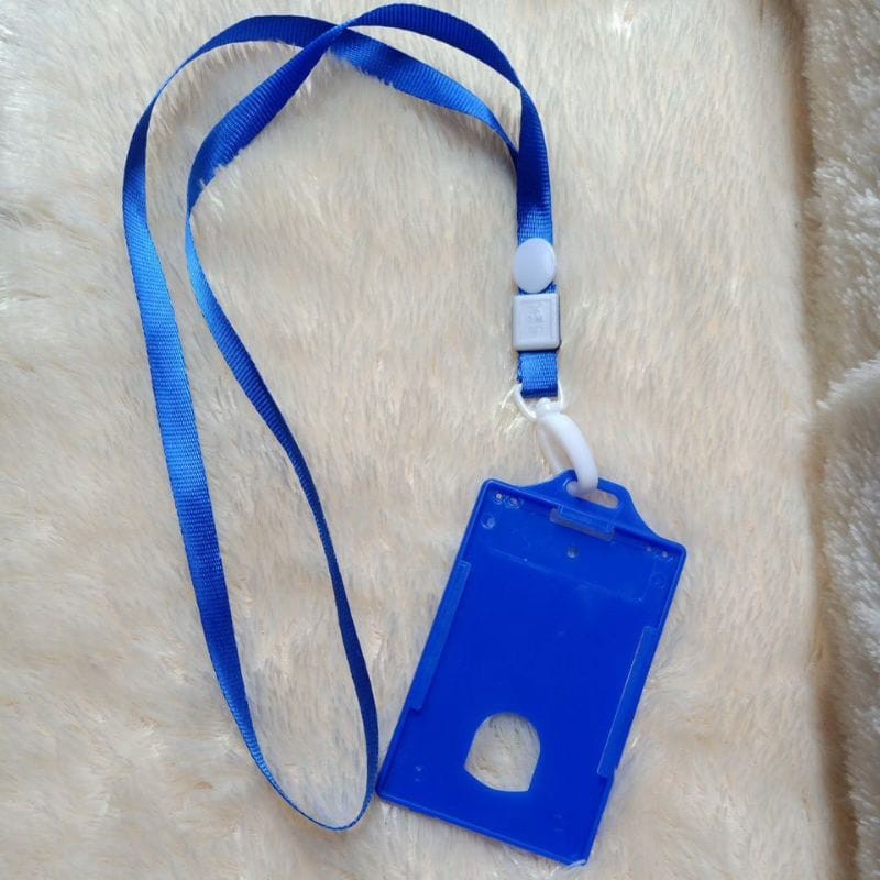 

Frame id card tali name tag holder flazz emoney panitia kampus kereta
