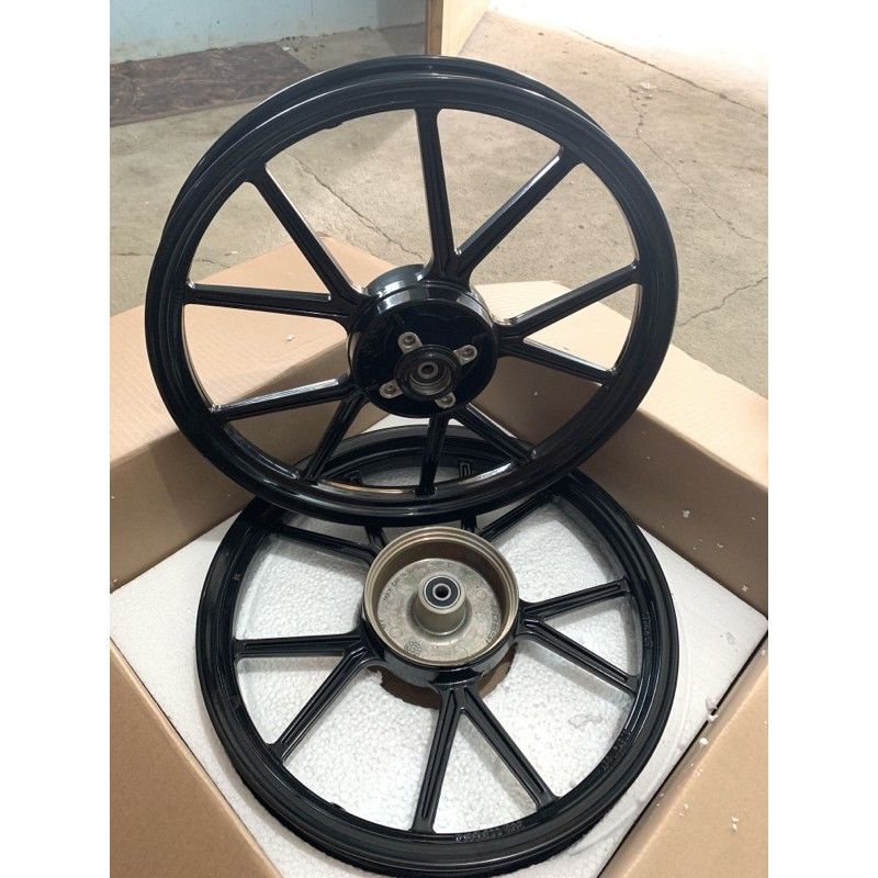 velg pelg yamaha v rossi nos gp whell wheel black single disc daytona yamaha pnp gl mp tiger Black