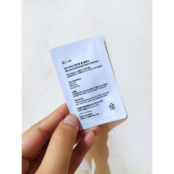 SAMPLE B.LAB Matcha Hydrating Foam Cleanser