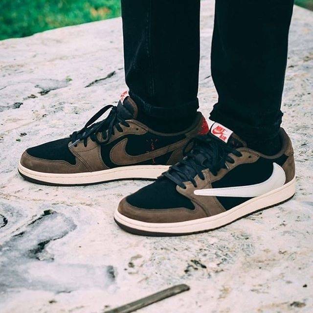 PREMIUM SUPER ] NIKE AIR JORDAN 1 LOW x TRAVIS SCOTT \