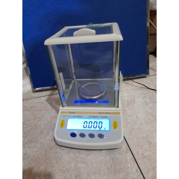 Timbangan Balance 300gr x 0.001gr Matrix