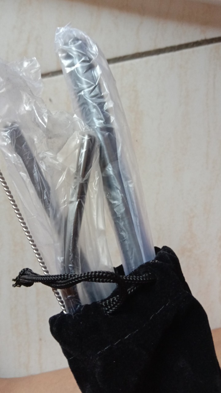 Sedotan Stainless Straw Warna Bubble , Sikat , Dan Pouch Set 5 Pcs