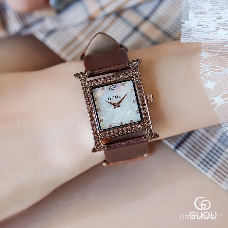 GUOU Madu Kecil Siaran Langsung Square Watch Pola Temperamen Liar Rhinestone Watch Tahan Air Kuarsa Watch