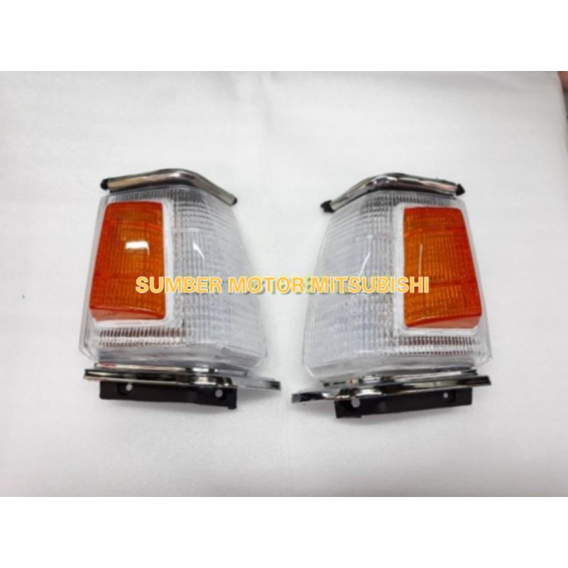 Lampu Sen Sein Signal Lamp Putih Kuning Depan Mitsubishi Lancer SL