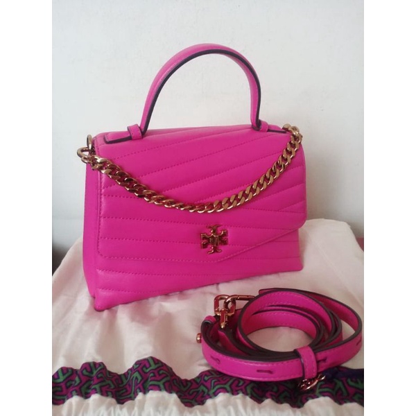 TORY BURCH KIRA CHEVRON TOP HANDLE in Crazy Pink