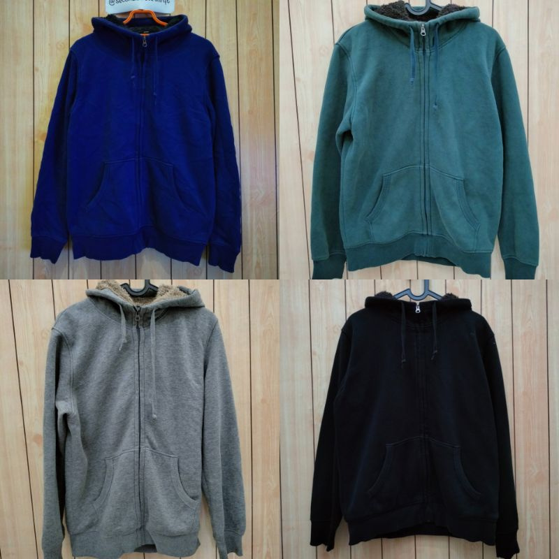 Hoodie branded UNIQLO / Sweater wanita / Hoodie pria/Hoodie wanita/Hoodie second/Jaket/Crewneck