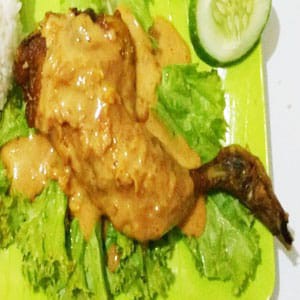 

Ayam Tulang Lunak Saus Telur Asin, Dijamin 100 % HALAL Enak Lezat Nikmat Mantap ........