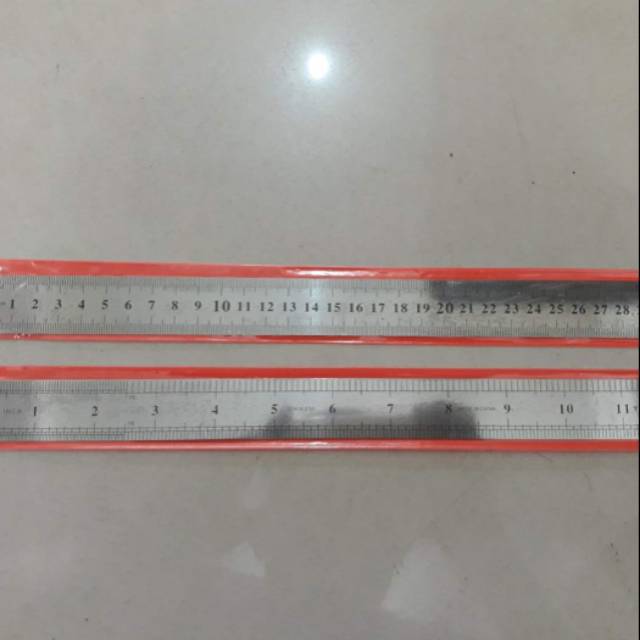 

penggaris besi 30 cm