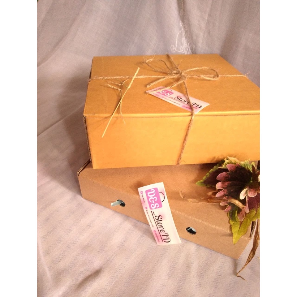 Hampers / Gift Box Type2 Parfume Geamoore Bodymist Geamore Masker Hanasui Naturego