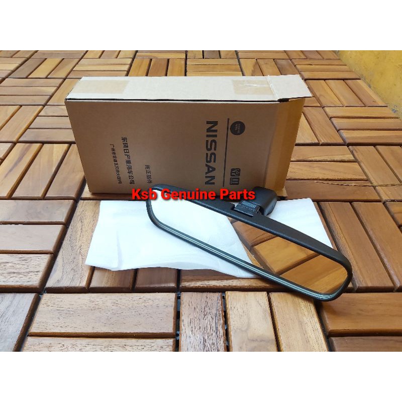Kaca Spion Tengah Dalam Nissan Grand Livina Xtrail T31 JUKE