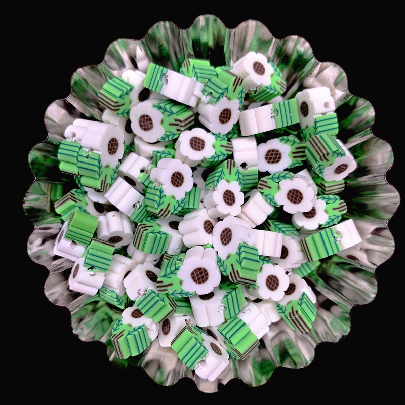 30pcs / lot 7x10mm Manik-Manik Bunga Kecil Bahan Polymer Clay Untuk DIY Perhiasan Handmade