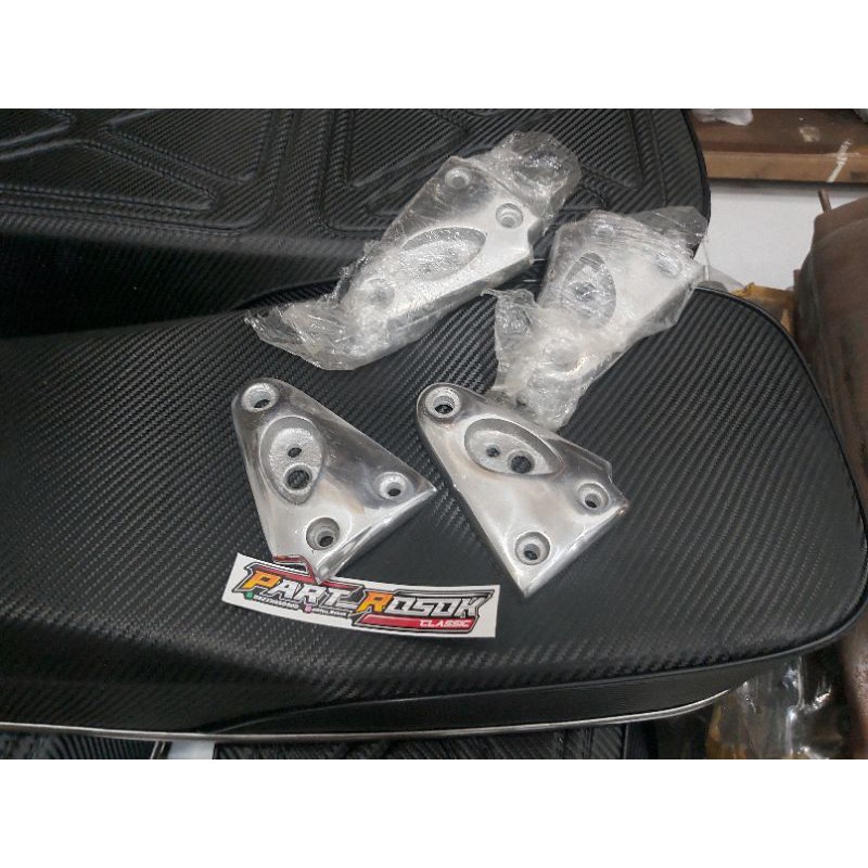 Kupingan Lampu Tiger Kecil Repro Poles