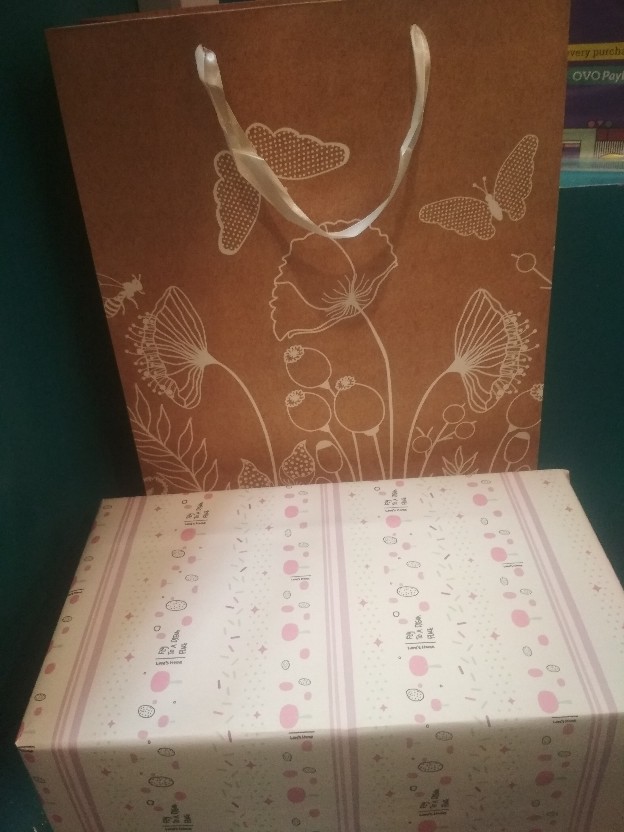 Kardus / Box Pizza / Baju / Kue 30x30x8 Cm