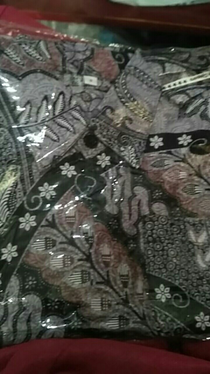 Batik Couple Ayah Dan Anak Lapis Furing Bahan Katun Halus Primisima 40s Warna Ungu