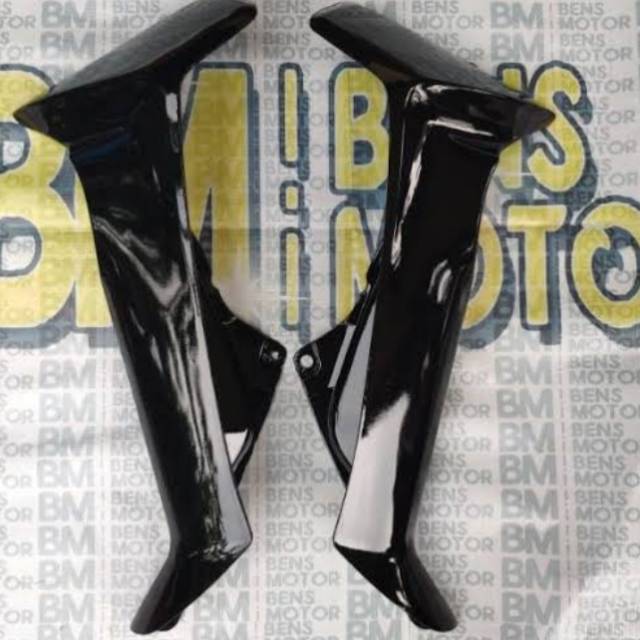 Sayap luar Yamaha Vega lama