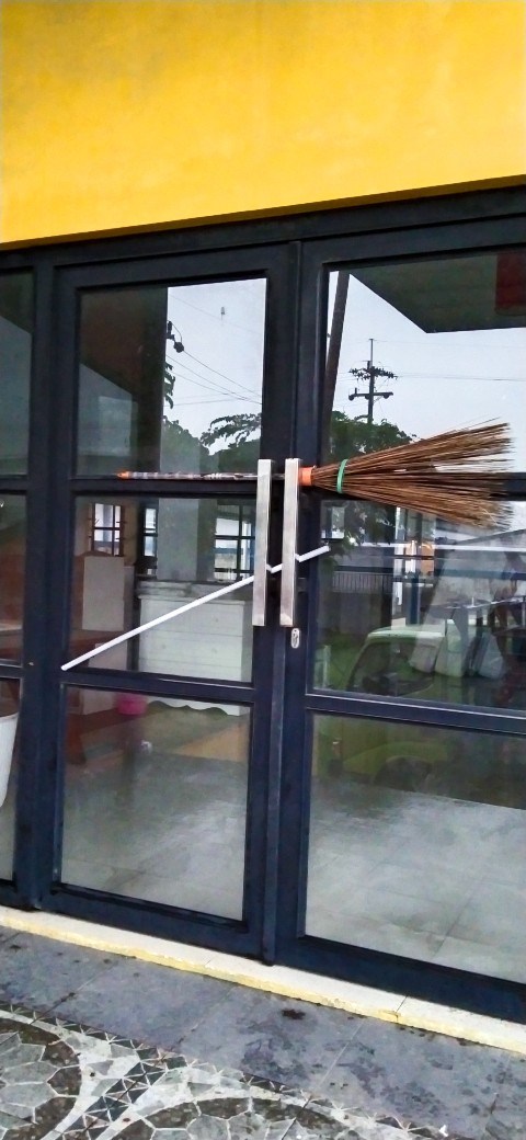 Ketukan Pintu Rumah Pagar Kuningan Antik Murah Motif Kupu-kupu 011