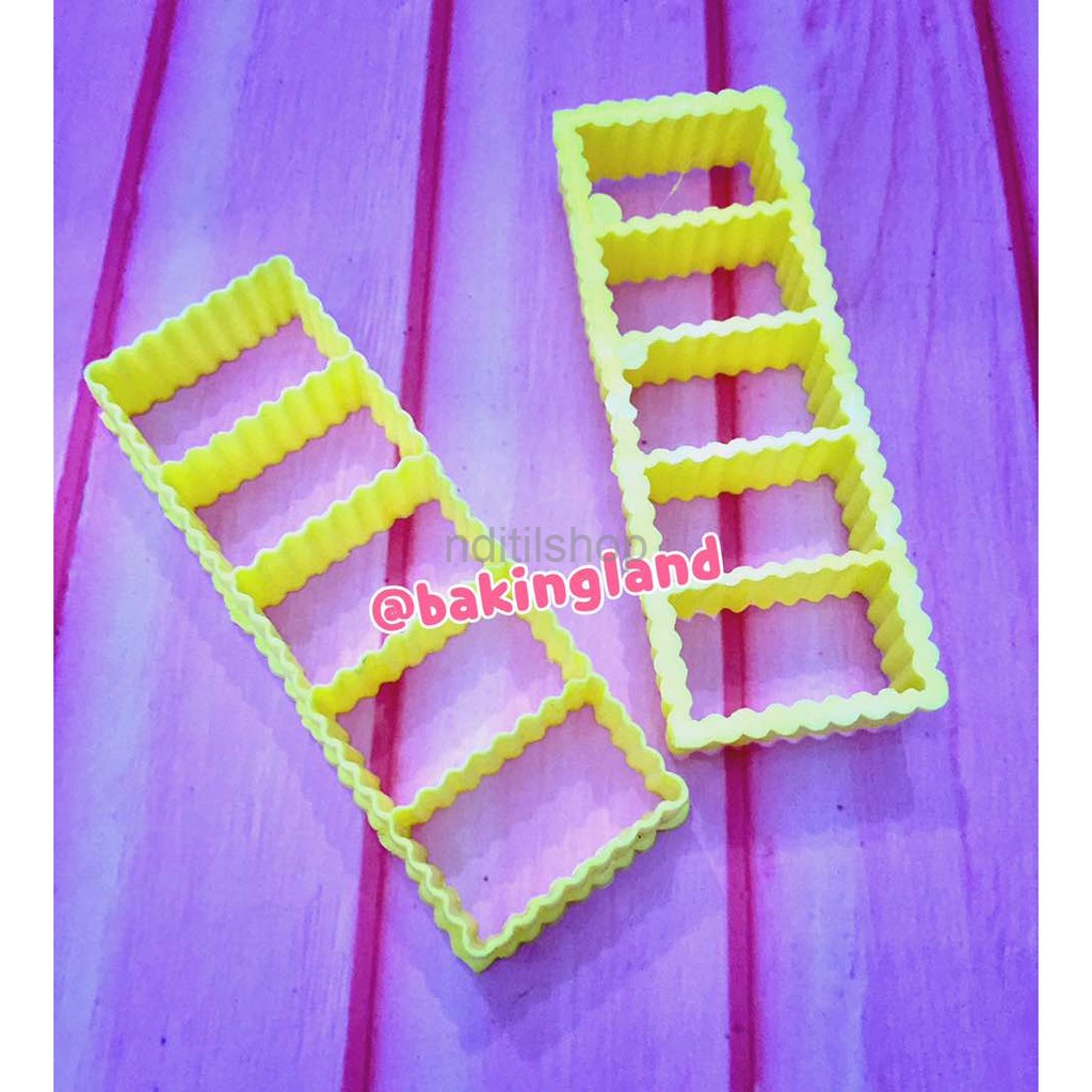 

cetakan semprit kue kering gerigi ( cookies stick)