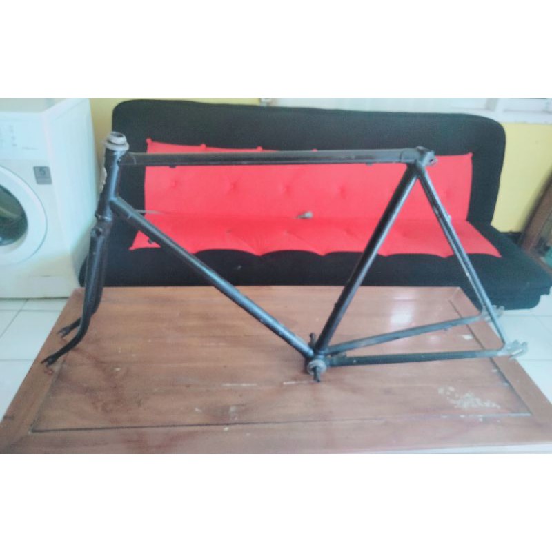 Frame Balap Jadul 27 Inch Hitam