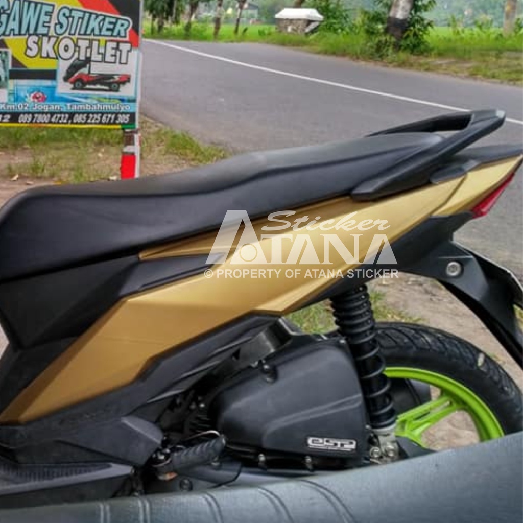 Skotlet Gold Glossy Doff Profix Scotlet Emas Dop Gloss Stiker Metalik Matte Matt Sticker Meteran Roll Decal Sepeda Motor Matic Mobil Scotlite Body Scotlight Nyala Dekorasi Kaca Aquarium Lantai Tiang PCX NMAX Beat Vario Vespa Avanza Xenia L300 Grandmax