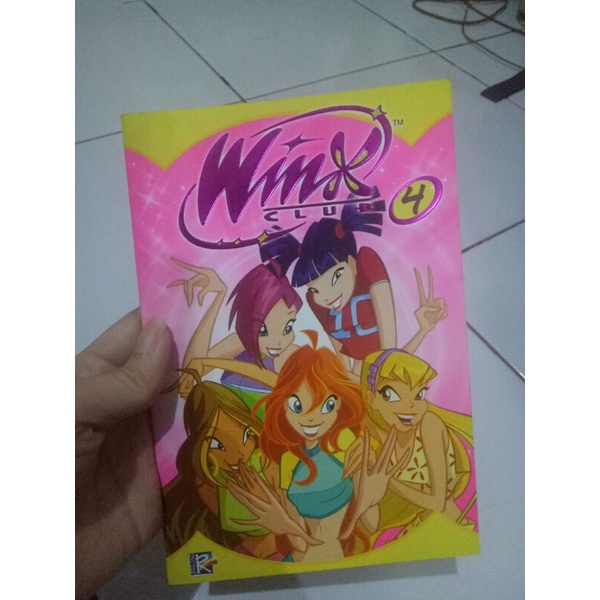 Komik Bergambar Winx Club