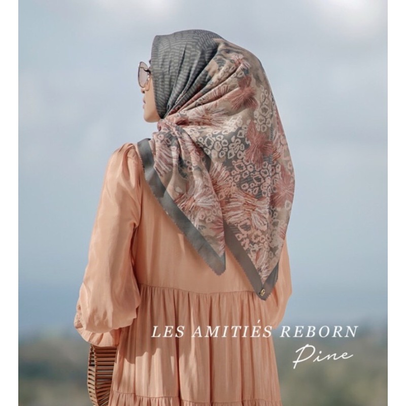 Buttonscarves Les Amities Reborn Preloved With Box