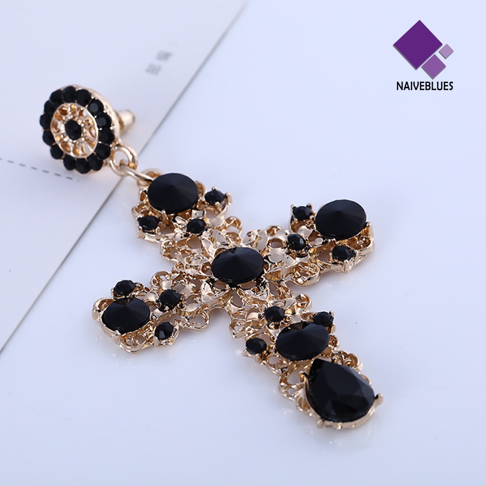 Anting Berlian Imitasi Model Hollow Gaya Vintage Untuk Wanita