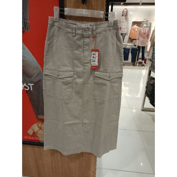 rok wanita merek triset original