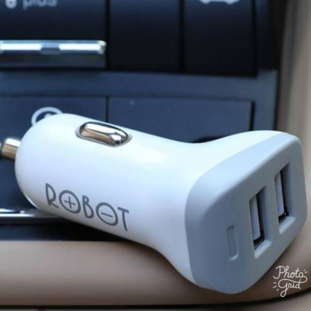 Charger mobil Robot dual port 2.4A warna putih