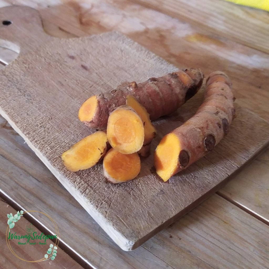 

Kunyit Segar 250 gr Rempah Bumbu Masak